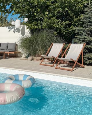 Leseni vrtni ležalniki ATMOWOOD vam ponujajo pravo poletno udobje. ☀️ Zaradi preprostega dizajna so odlična izbira za vsak...